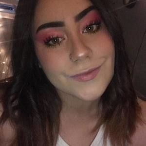 Meet your Posher, Valentina